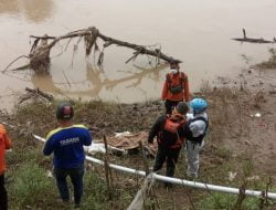 Korban Perahu Terbalik Di Sungai Cipunagara Berhasil Ditemukan Oleh Tim SAR Dalam Keadaan Tak Bernyawa