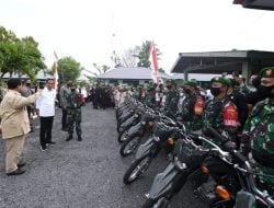 Presiden Jokowi Tinjau Penyerahan Motor di Kodim 1503/Tual