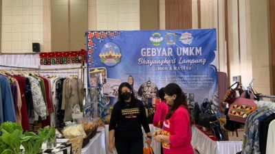 Wujud dan kembangkan usaha mandiri, Bhayangkari Polda Lampung Gelar Bazar UMKM